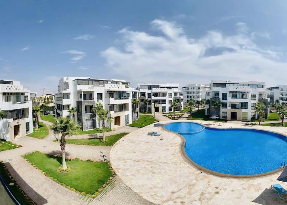 Appartement De Luxe ,Piscine,Parking,Terrasse Agadir Exterior foto